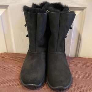 NWOT Abeo black boots